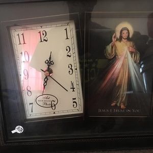 Picture frame clocks